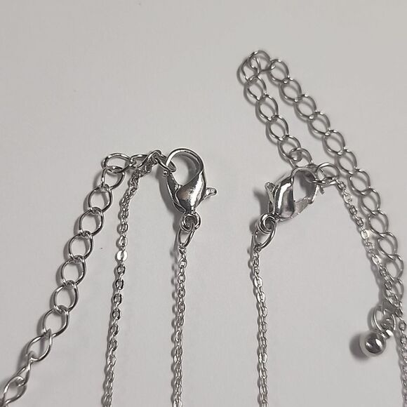 Silver Tone Necklace Bundle Flower and Dragonfly 16.5" Necklaces with Extender - Picture 2 of 3